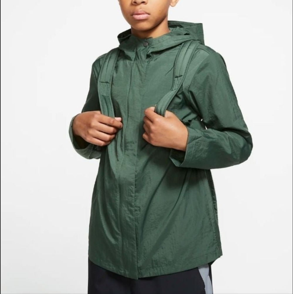 Nike Tech Pack Boys Green Backpack Jacket Size Medium BV3559-370
